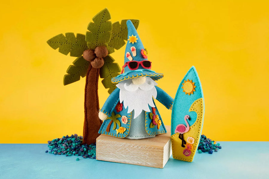 Meet Summer Fergus: Beach-Themed Felt Décor Dies by Sandi MacIver