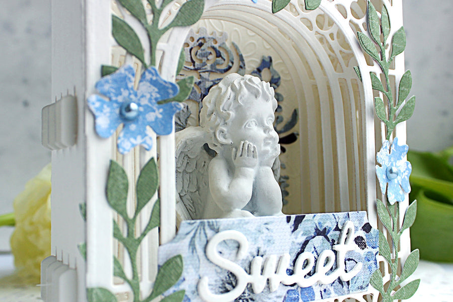 Video Friday | Paper Diorama / Figurine Holder with Olga