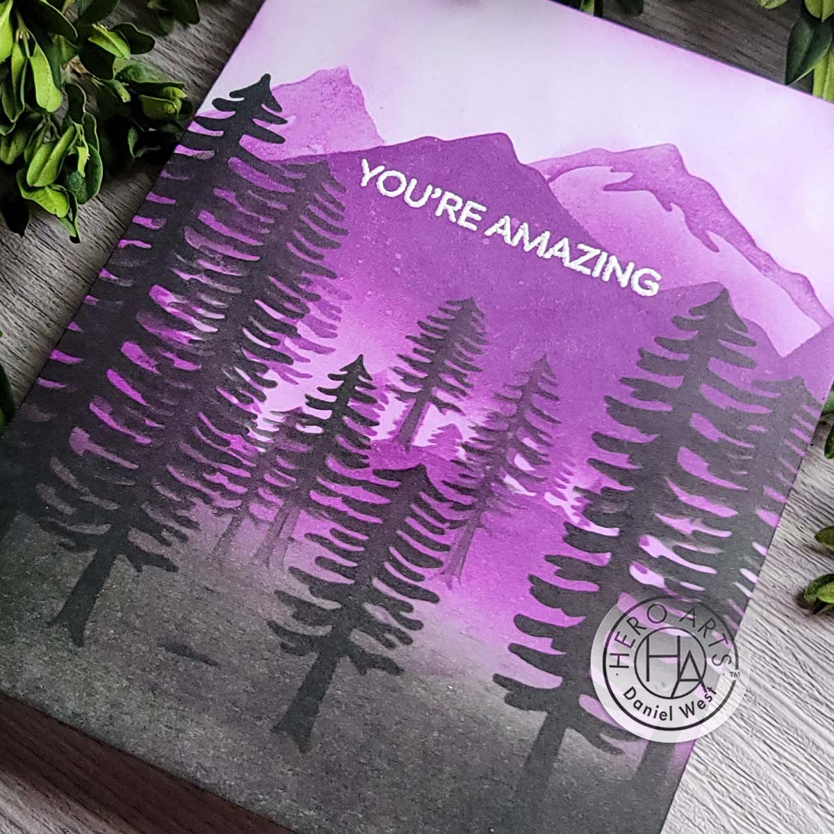 PW122 White Detail Embossing Powder - Hero Arts